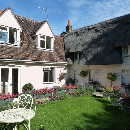 Takeley The Willows Guest House المظهر الخارجي الصورة
