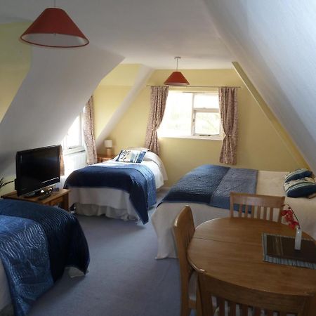 Takeley The Willows Guest House المظهر الخارجي الصورة
