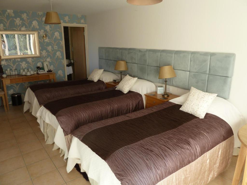 Takeley The Willows Guest House الغرفة الصورة