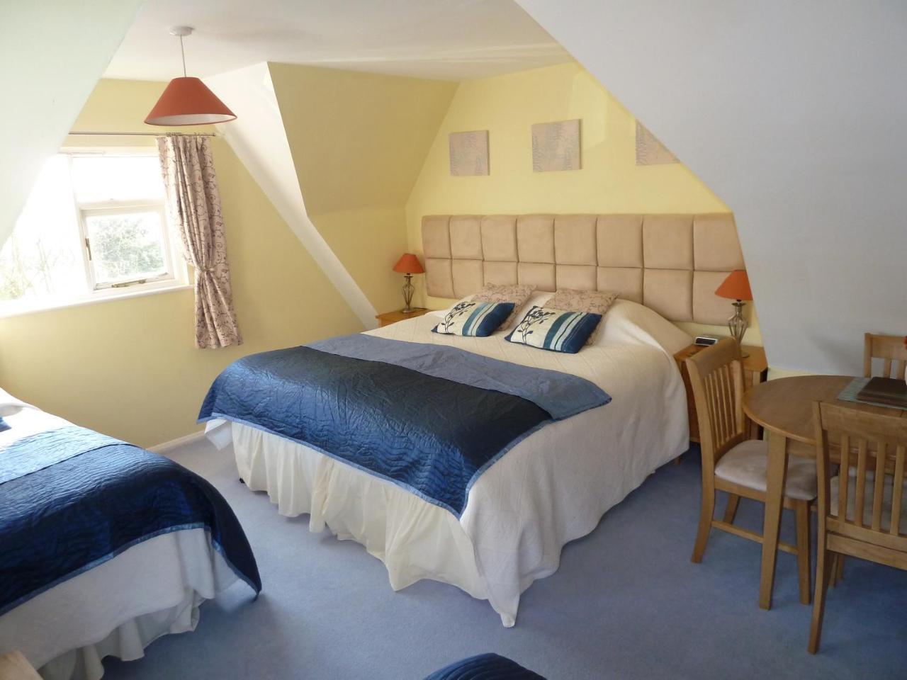 Takeley The Willows Guest House المظهر الخارجي الصورة