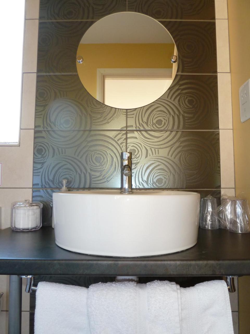 Takeley The Willows Guest House المظهر الخارجي الصورة